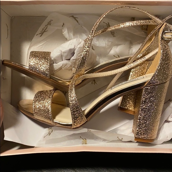 touch ups by benjamin walk